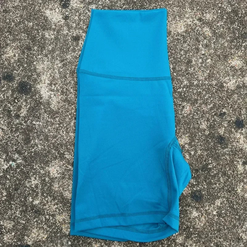 شورتات ضيقة جديدة لعام 2024 للجري للسيدات، ملابس رياضية قصيرة للنساء، ملابس يوغا للنساء، سراويل ضيقة للياقة البدنية بدون درزات