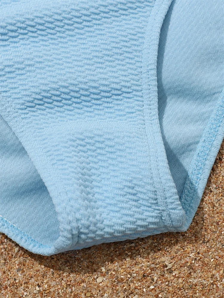 ملابس سباحة بكيني للبنات 2025 مجموعة بيكيني جديدة ذات حمالات مضلعة صلبة عالية الخصر للأطفال ملابس سباحة للأطفال من ثلاث قطع ملابس سباحة للشاطئ