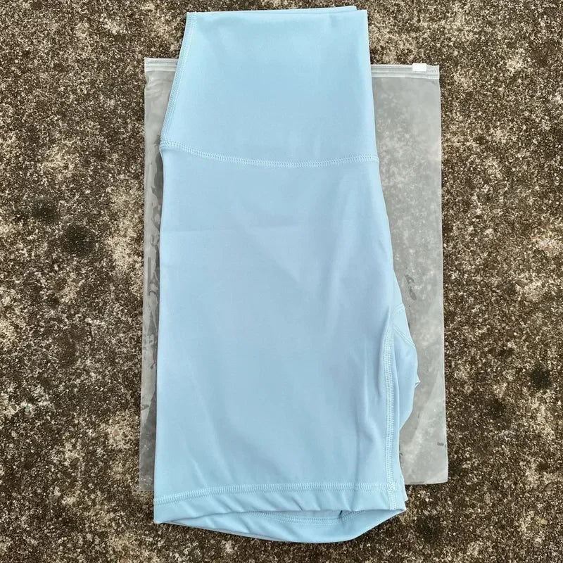 شورتات ضيقة جديدة لعام 2024 للجري للسيدات، ملابس رياضية قصيرة للنساء، ملابس يوغا للنساء، سراويل ضيقة للياقة البدنية بدون درزات