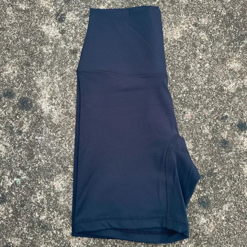 شورتات ضيقة جديدة لعام 2024 للجري للسيدات، ملابس رياضية قصيرة للنساء، ملابس يوغا للنساء، سراويل ضيقة للياقة البدنية بدون درزات