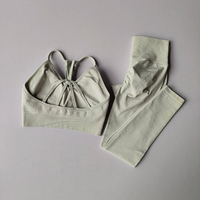 طقم حمالة صدر رياضية بدون درزات للنساء من قطعتين، طقم ملابس رياضية لليوجا سريع الجفاف لرفع الورك، طقم ملابس رياضية للصالة الرياضية، طقم ملابس ضيقة