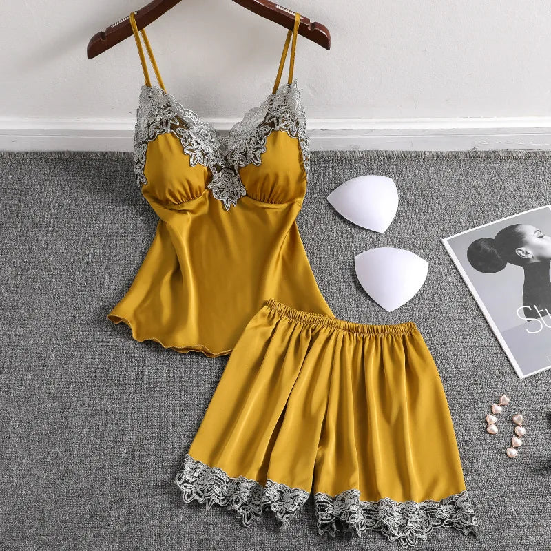 طقم بيجامات صيفي جديد من الساتان مكون من قطعتين مع حزام وقميص قصير وملابس نوم نسائية مثيرة وملابس نوم من الدانتيل وملابس داخلية حميمية وقميص نوم وملابس منزلية 