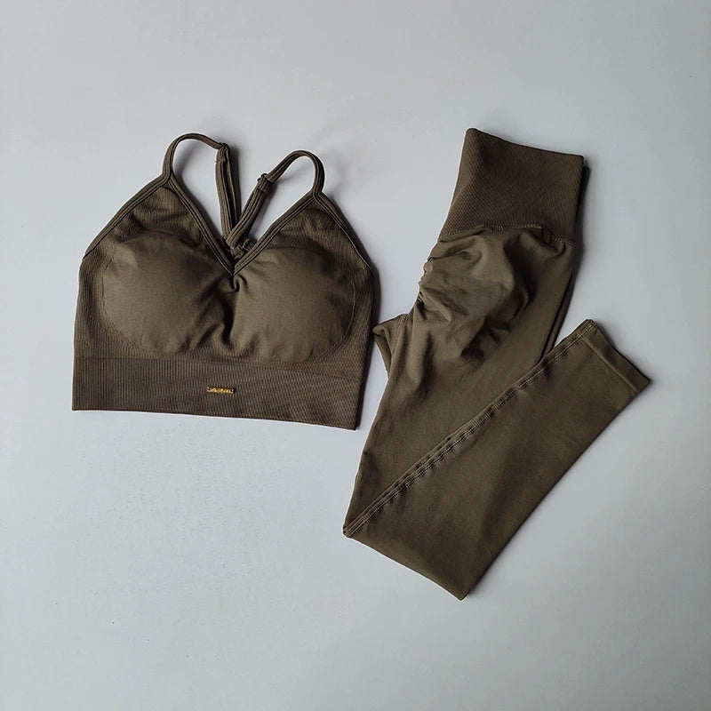 طقم حمالة صدر رياضية بدون درزات للنساء من قطعتين، طقم ملابس رياضية لليوجا سريع الجفاف لرفع الورك، طقم ملابس رياضية للصالة الرياضية، طقم ملابس ضيقة 