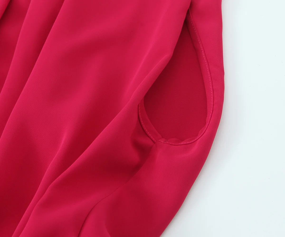 TRAF Women 2025 موضة جديدة ربيع 2025 جمبسوت قصير أنيق برقبة مستديرة بدون أكمام مناسب لجميع المناسبات شورت ضيق مطوي 