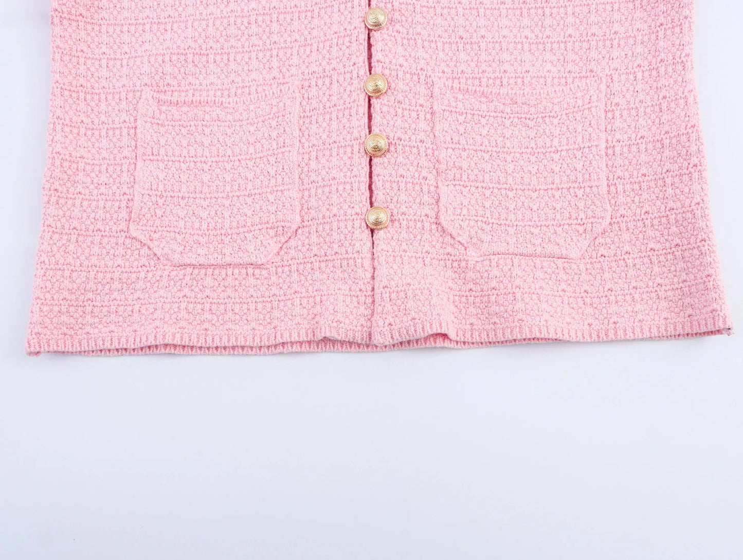 DEEABAE Autumn And Winter New Round Neck Buckle Decoration Gentle and Versatile Short Sleeve Knitted Cardigan Half Skirt Set