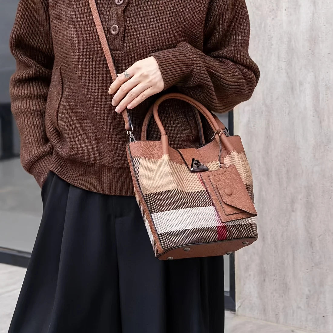 حقيبة توت للنساء من الجلد الطبيعي وحقائب كتف من القماش وحقائب هوبو أنيقة وحقائب يد كبيرة بحزام كتف قابل للتعديل 