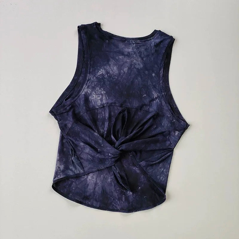 سترة رياضية نسائية سريعة الجفاف فضفاضة للجري والصالة الرياضية بدون أكمام جميلة الظهر وقميص شبكي وقميص قصير لليوغا 