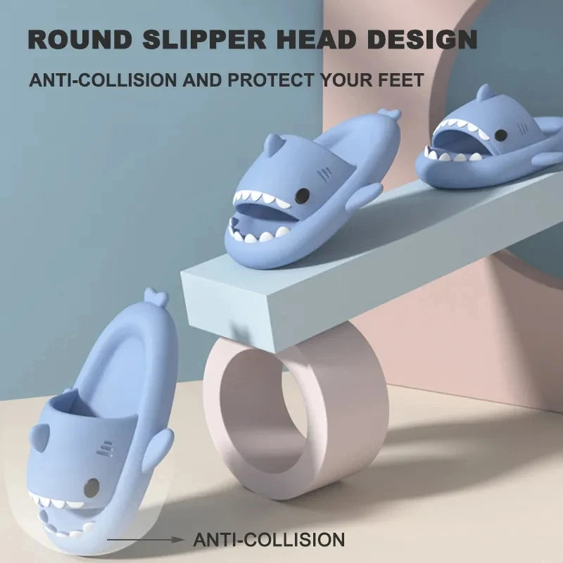 نعال قرش جديدة للنساء صيفية لطيفة من مادة إي في إيه للرجال غير قابلة للانزلاق للاستخدام الداخلي والخارجي أحذية شاطئ للبنات والأولاد صنادل 