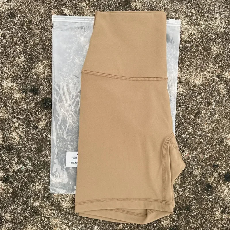 شورتات ضيقة جديدة لعام 2024 للجري للسيدات، ملابس رياضية قصيرة للنساء، ملابس يوغا للنساء، سراويل ضيقة للياقة البدنية بدون درزات 