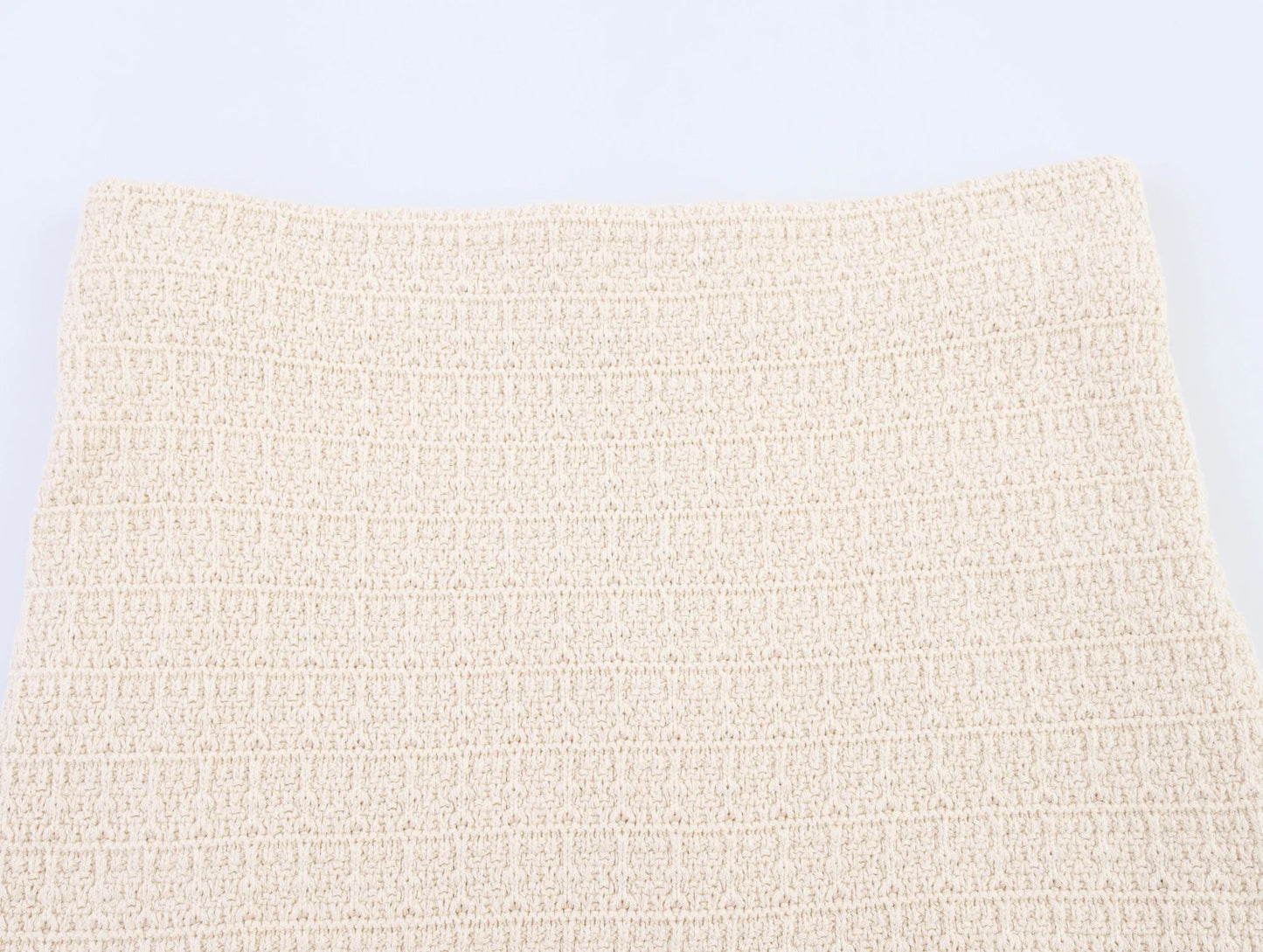 DEEABAE Autumn And Winter New Round Neck Buckle Decoration Gentle and Versatile Short Sleeve Knitted Cardigan Half Skirt Set