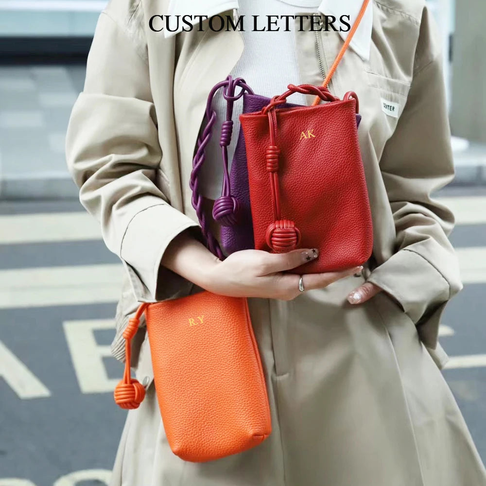 حقيبة كروس صغيرة من الجلد الطبيعي للنساء، حقيبة هاتف محمولة بنقشة أحرف أولية مخصصة، حقيبة يد منسوجة يدويًا، حقيبة يد صغيرة للسيدات، محفظة صغيرة قابلة للتخصيص 