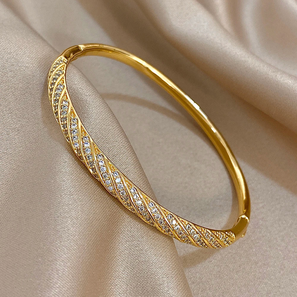 Luxury Twisted Micro Inlaid Zircon Cuff Bracelets for Women Fashion Gold Plated Copper Stacked Bangle Bracelet Jewelry Gifts