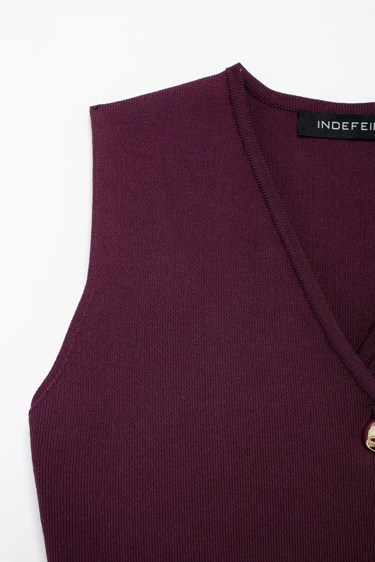 TRAFZA 2025 Women Skirt Set Wine Red Knitted V-Neck Sleeveless Slim Vest +Solid High Waist Zipper Patchwork Long Skirt Street