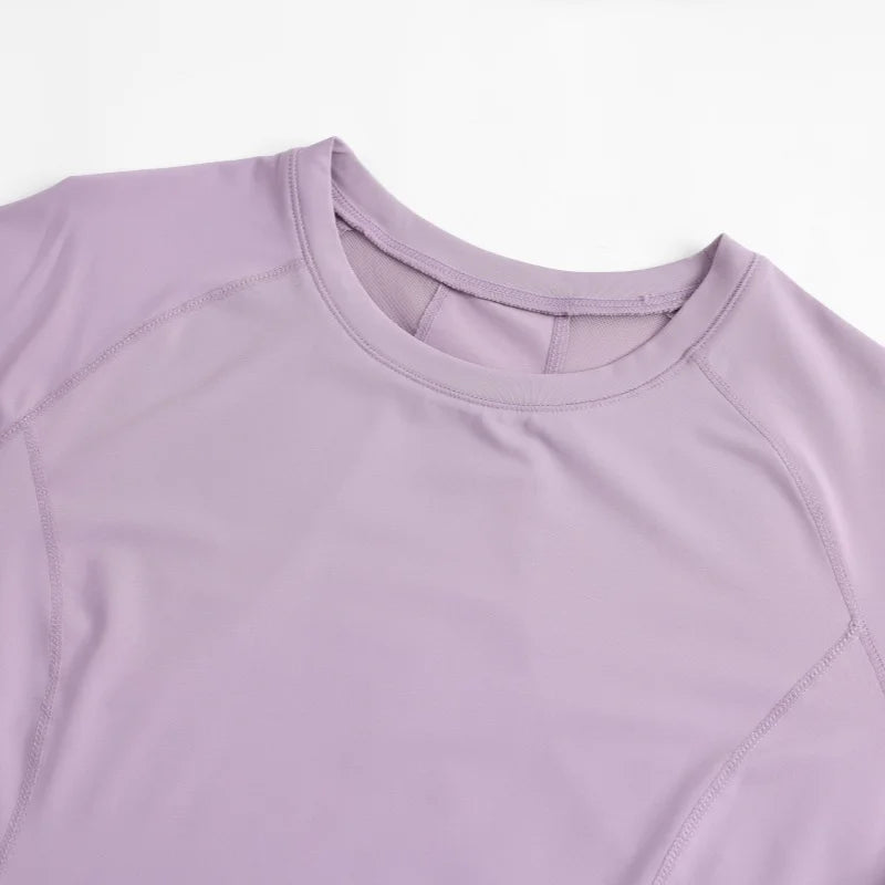 قميص يوجا نسائي بأكمام طويلة من PHIGEER سريع الجفاف وخفيف الوزن لممارسة التمارين الرياضية وملابس رياضية فضفاضة قابلة للتنفس وقميص للجري وملابس رياضية جديدة 