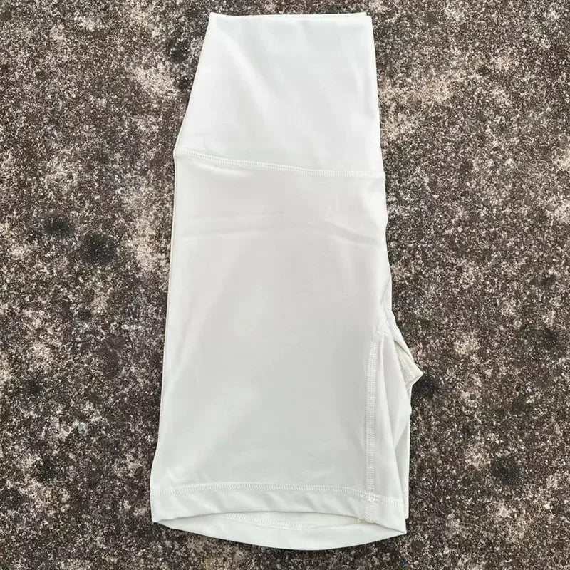 شورتات ضيقة جديدة لعام 2024 للجري للسيدات، ملابس رياضية قصيرة للنساء، ملابس يوغا للنساء، سراويل ضيقة للياقة البدنية بدون درزات 