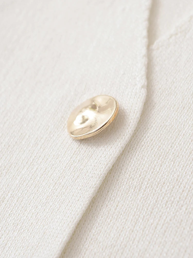 2024 النمط الأوروبي والأمريكي خريف جديد أزياء نسائية نمط بسيط عادية إبرة عادية قصيرة الأكمام الخامس الرقبة محبوك أعلى 