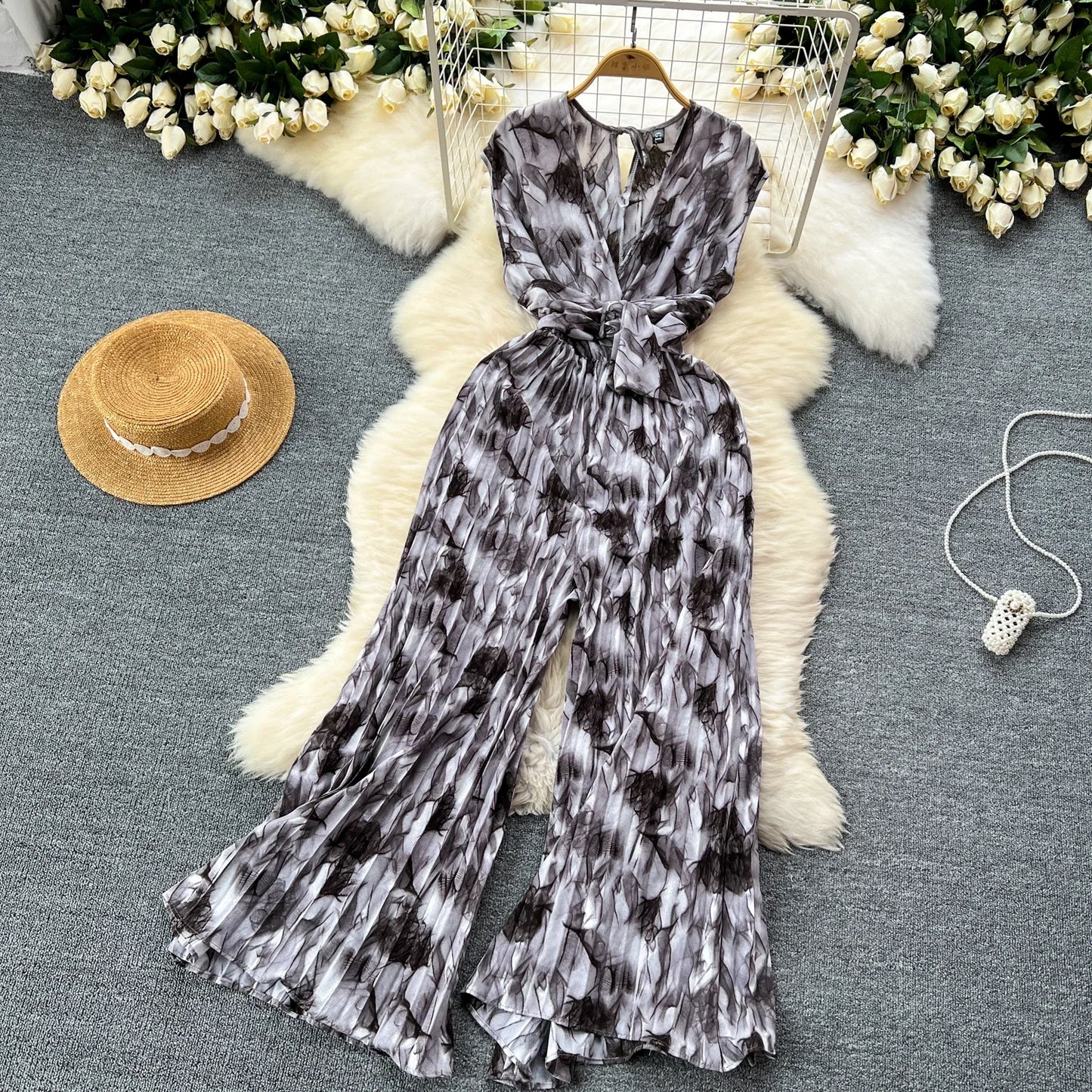 Summer Elegant Women Abstract Print Jumpsuit Chic Streetwear Wide Leg Romper Mujer V Neck Bodycon Sleeveless High Jumps